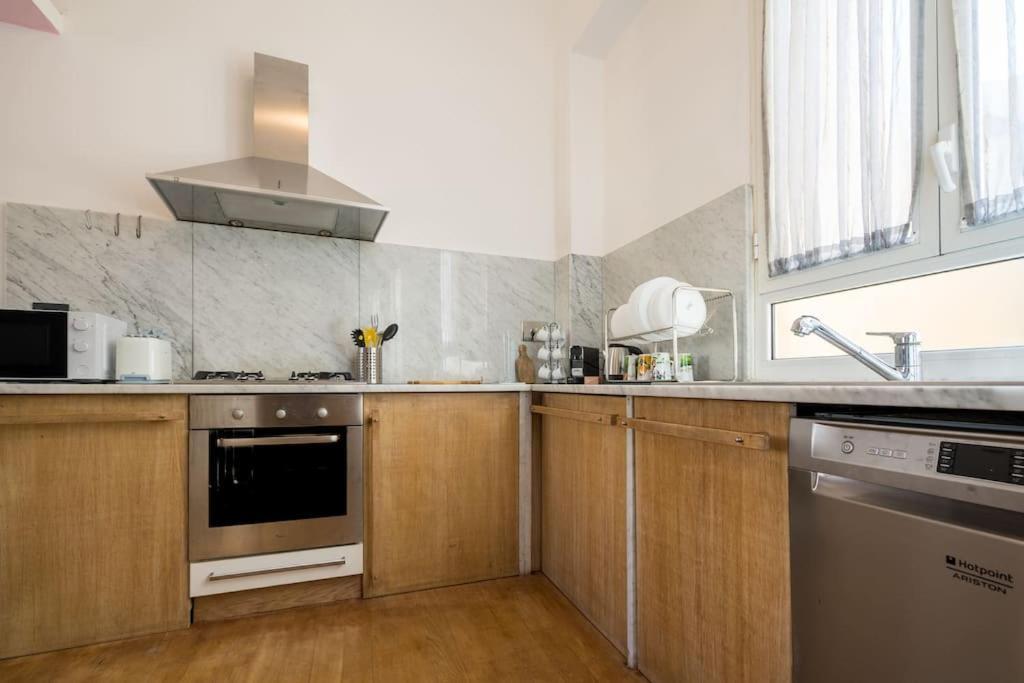 דירות לה ספציה A Casa Di Ce' מראה חיצוני תמונה
